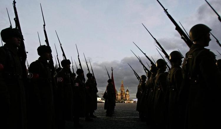 Gåde. Leif Davidsen trækker tråde tilbage til den kolde krig i sin nye spændingsroman om forræderi og loyalitet og en familie, der er splittet mellem Danmark og Rusland. Arkivfoto: Ivan Sekretarev/AP 