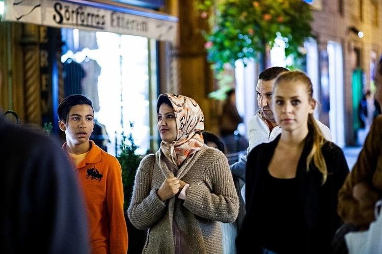 TRUET. Kvinder med tørklæde er blevet angrebet efter regeringens kampagne, der stempler muslimer som kriminelle og terrorister. 