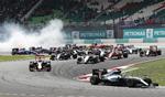 KAOS. Starten på Formel 1-løbet i Malaysia blev kaotisk, og Jan Magnussen måtte udgå efter 18 runder. 
