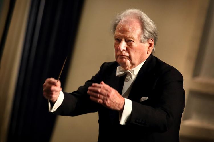 DØDSFALD. Den berømte dirigent Neville Marriner blev 92 år. 