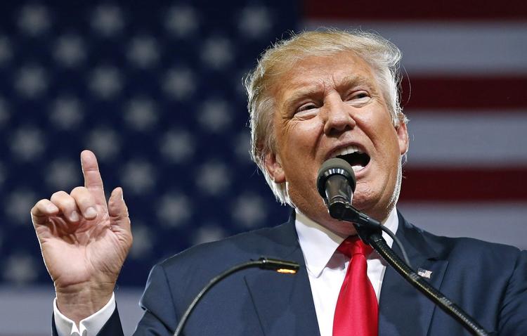Ideal. Donald Trump vil som præsident bl.a. kunne insistere på at genforhandle atomaftalen med Iran, som er en af den nuværende præsident Barack Obamas store diplomatiske sejre. 