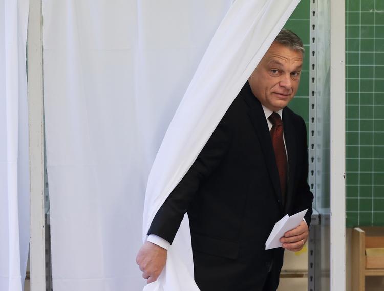 nej. Ungarns regeringschef, Viktor Orban, har lige stemt nej at tage imod flygtninge fra andre EU-lande. 