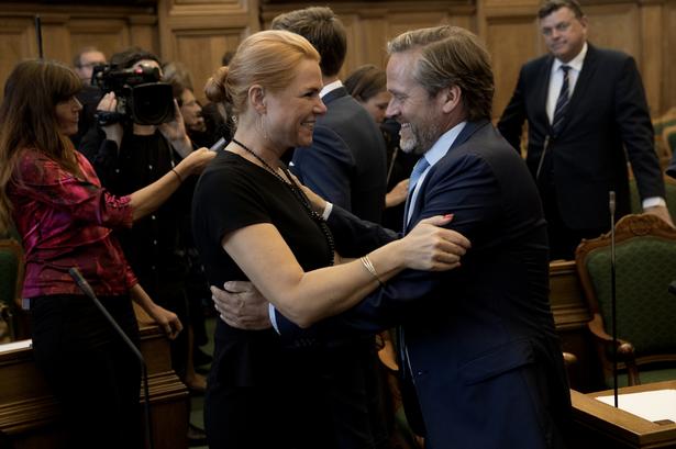Folketinget åbner