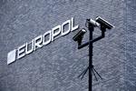 Politisamarbejde. Fra 1. maj 2017 står Danmark til at ryge ud af det europæiske politisamarbejde, Europol, hvis hovedkvarter ligger i Haag. 