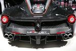 EKSTREM. Vildskaben trives også på Paris-messen. Meget vildere end cabrioleten LaFerrari Aperta bliver det ikke. Men den kører faktisk også lidt på el. 
