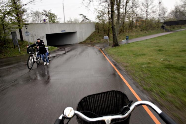 afgang. Supercykelstierne ind mod og væk fra København er et hit, og som bonuselement opnår brugerne en mindre risiko for kræft og en sundere kampvægt end naboen. 
