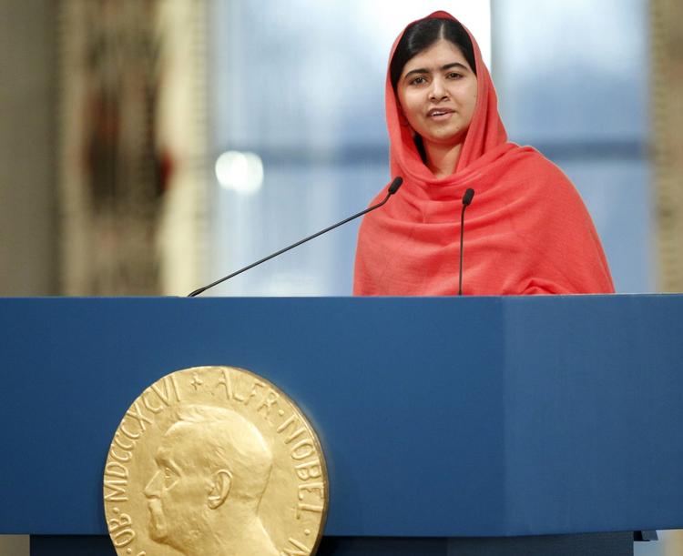Pakistanske Malala Yousafzai fik fredsprisen i 2014 sammen med Kailash Satyarthi for deres indsats for at sikre børn adgang til uddannelse. En indsats, der fik terrorbevægelsen Taleban til at forsøge at myrde hende i 2012. 