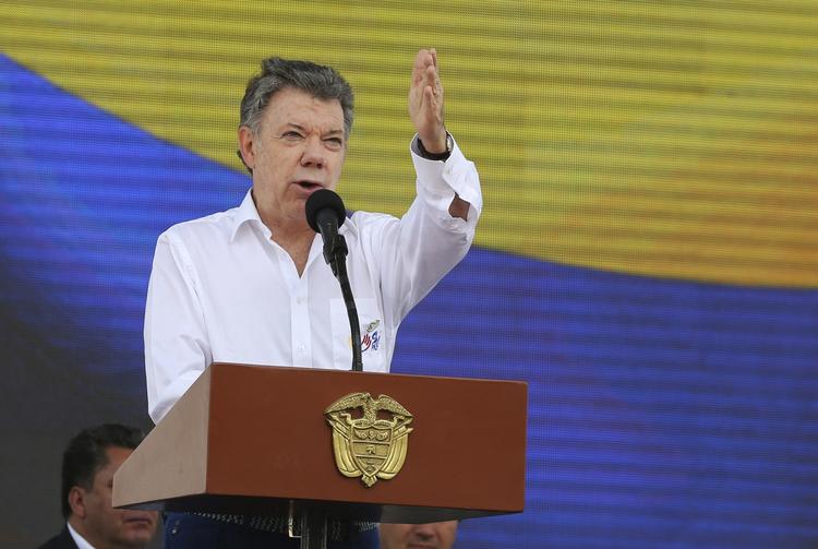Colombias præsident Juan Manuel Santos er fredsprismodtager i 2016. Han hædres for sit arbejde med at få en fredsaftale med Farc-guerillaen i landet. 