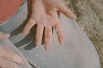 Betty Campbell på billedet bor i Rachel, Nevada, som er den bebyggelse, der ligger tættest på sagnomspundne Area 51. Rigtig mange entusiaster kommer til byen for at se ufo-aktiviteter. 
