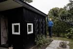Tænkeboks. Thomas Jul Larsen og hans familie overvejer stadig om de skal omlægge boliglånet. Til daglig udarbejder han tilstansrapporter i forbindelse med bolighandler, her er han på arbejde i hjembyen Roskilde. 