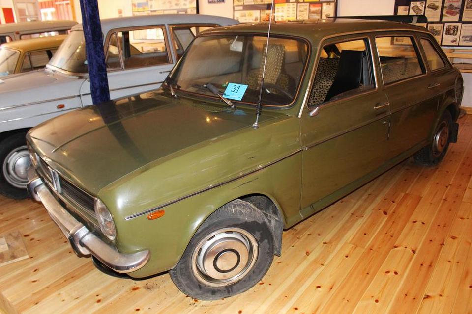MAKSIMAL. Austin Maxi levede op til sit navn. Det var en rummelig familiebil. 
