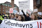 Demonstrationer mod nedskæringer på uddannelse