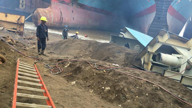 FORSVAR. Vi har måtte erkende, at vores egne kontrakter ved frasalg ikke altid har kunnet sikre intentionen for vores ophugningspolitik, skriver Annette Stube, Bæredygtighedschef i Mærsk Group. 