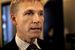 rod. Kristian Thulesen Dahl erkender, at der hersker tvivl om pengene fra Meld, og at det  ligner en »rodebutik«. 