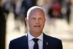 Studietur. Forsvarsminister Peter Christensen var inviteret til Strasbourg med sin kæreste af Morten Messerschmidt på Melds regning. 