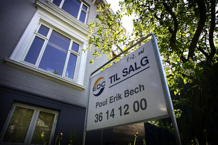 BOLIGHANDEL. Afhænger af andre faktorer end kun skat. 