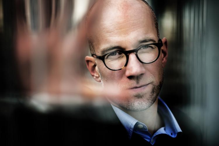 LOMMEBETALING Bo Tolstrup er en af hjernerne bag Danske Banks virtuelle vending, MobilePay, som er at finde på mere end tre millioner smartphones. 