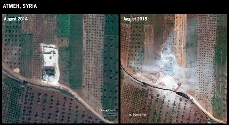 RAMT. Før- og efter-billeder af bombemål i Syrien. Her ses resultatet af bombningen i Atmeh. Før var der to civile boliger foran målet (det grå tag øverst i billedet). Da koalitionen slog til, blev alle bygningerne ødelagt. Også de civile huse. 