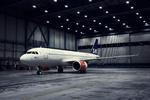 SAS-flyet hviler sig i hangaren. Nu er det indsat på ruten mellem København og Stockholm. Foto: SAS 