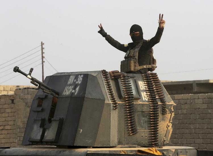 Mosul. Det går fremaf for de irakiske styrker i kampen om den irakiske storby. Men en sejr kan underminere grundlaget for Vestens krig i Syrien. 