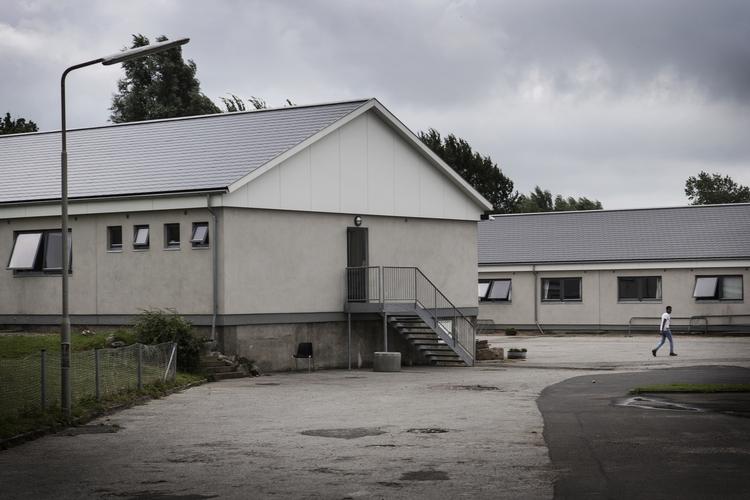 uledsagede. Børnecenter Tullebølle på Langeland åbnede i 2014 og er et af to centre i Danmark for uledsagede flygtningebørn. Centret har huset 104 beboere og 58 ansatte. 