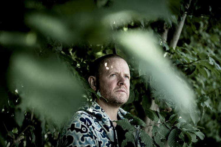 Børnebog. Anders Matthesen har netop skrevet bogen 'Ternet Ninja'. Og det slipper han godt fra. 