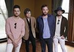 Slatne. Der var engang, Kings of Leon lød som rock, der først ville fylde et stadion til bristepunktet med benzindampende rock og bagefter sætte ild til hele lortet. Det gør de ikke mere. 