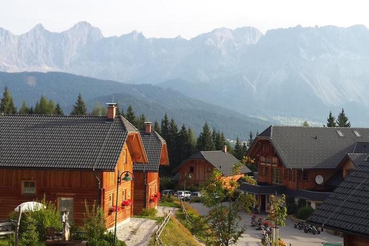 Almdorf Reiteralm & Hotel Edelweiss.jpg