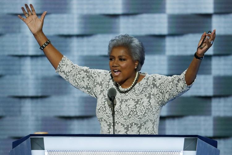 Profil. Som en af de ledende figurer i partiet var Donna Brazile på talerstolen ved årets demokratiske konvent. 