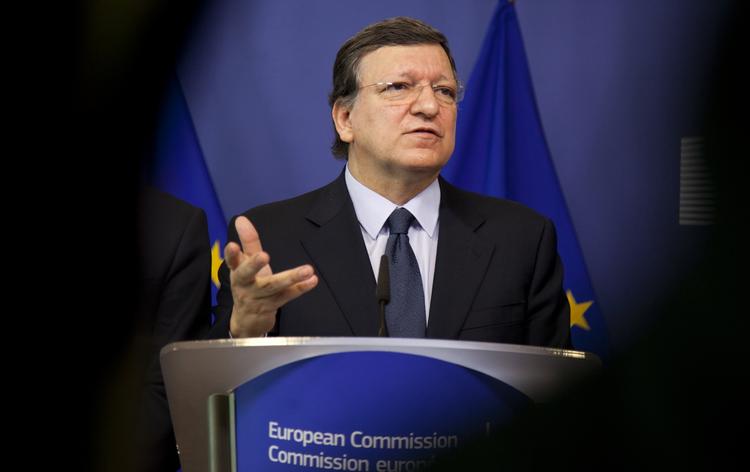 Frikendt. Den tidligere formand for EU-Kommissionen brød ingen formelle regler, da han tog et topjob hos Goldman Sachs. Moralsk er jobbet dog stadig et problem, mener et EU-udvalg. 