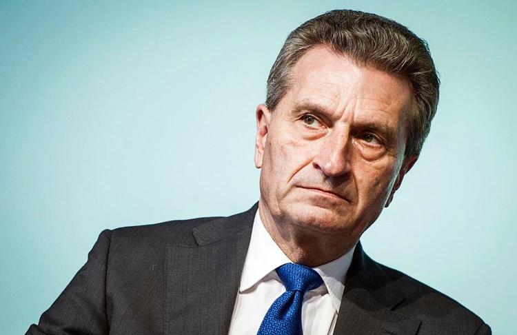 Ordrig. Günther Oettinger er en toppolitiker med sjælden mangel på kontrol over stemmebåndet. Arkivfoto: Sophia Kembowski/AP 