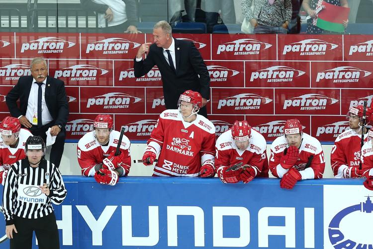 PARTNERSKAB. De danske arrangører af VM i ishockey har oprettet et partnerselskab med det schweiziske firma Infront omkring afholdelsen af det danske VM. 
