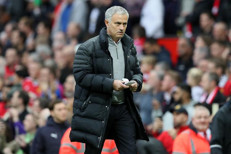 PAUSE. José Mourinhos kommentarer om dommerne koster ham igen dyrt. 