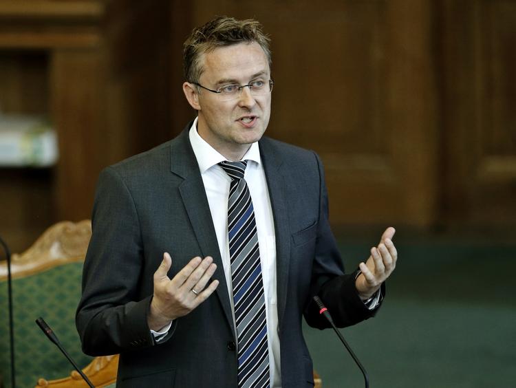 Venstres finansordfører, Jacob Jensen, er ikke så meget for DF's ønsker til finansloven, selvom de er taget fra Venstre egne ønsker til en 2025-plan. 