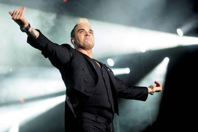 Tilbage. Efter blot to år vender Robbie Williams tilbage til Danmark. Her ses han på scenen under en koncert på Tinderbox i 2015. 