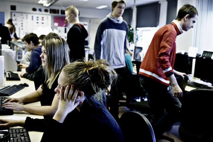udbytte. Elever, der tager 10. klasse på et 10.klassecenter får et langt bedre udbytte af at gå i skole, end hvis de var blevet i folkeskolen og havde taget 10. klasse der, viser en ny undersøgelse. 