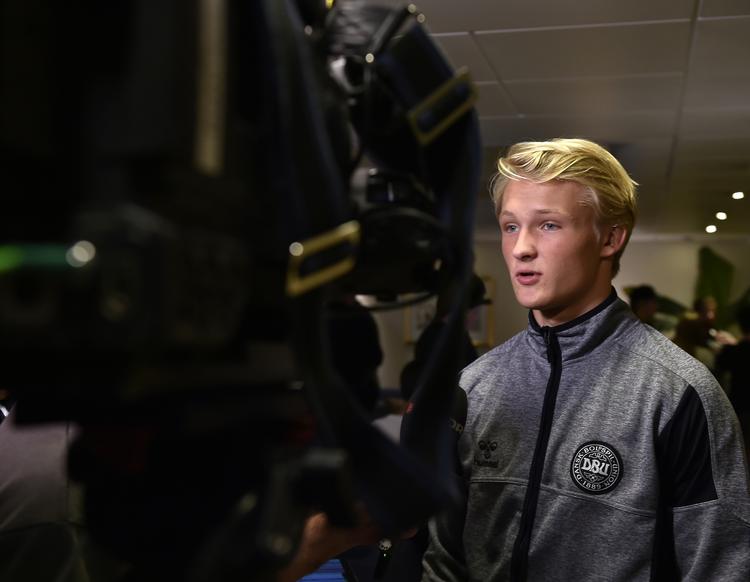 Talent. Kasper Dolberg var i fokus, da landsholdet blev samlet i Helsingør før VM-kampen mod Kasakhstan på fredag. 
