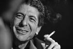 Sanger, sangskriver og digter. Leonard Cohen blev 82. Hans pladeselskab Sony Music Canada oplyste i nat dansk tid på Facebook, at kunstneren er død. 