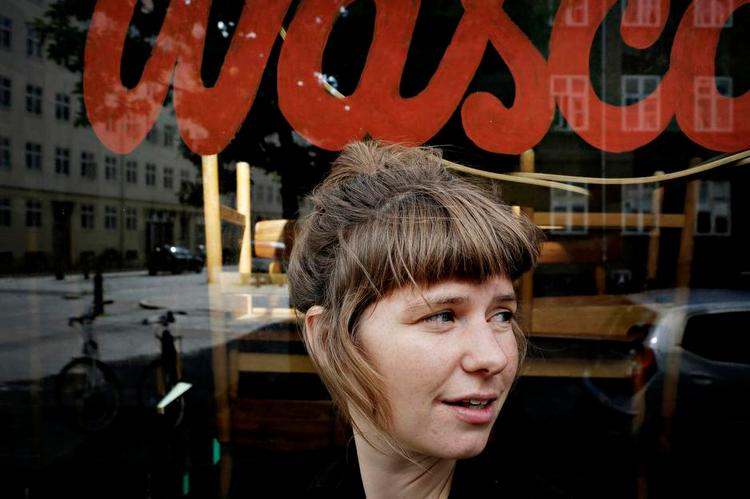 Gakket. Lea Marie Løppenthins metafordannelse er sprudlende original og får læseren til at klukke, mens det smertelige og kærlige trænger ind. Arkivfoto: Martin Lehmann 