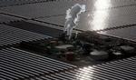 Energi. Solen spejler sig i anlægget ved Ouarzazate i Marokko, et af verdens største solcelleanlæg. 