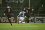 Ud. Der var kontakt mellem den udviste FCM'er Andre Rømer og hjemmeholdets Mikael Uhre. 