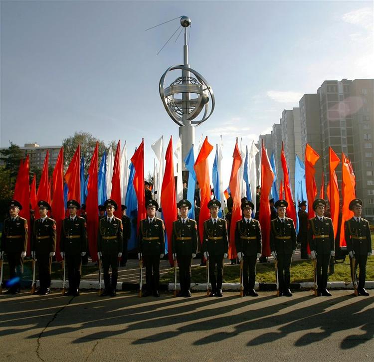 MIKHAIL METZEL/AP
