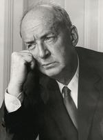 Vladimir Nabokov på foto fra 1960, fem år efter, at den russisk-amerikanske forfatter fik sit gennembrud med romanen 'Lolita'. Nabokov døde i 1977, 78 år gammel. Foto: FEHR,GERTRUD/ALINARI