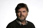 Bøger. Uddannet i 1973 og på Politiken det meste af tiden siden som reporter, nyhedsredaktør, søndagsredaktør og chefredaktør. JACOB EHRBAHN/POLFOTO