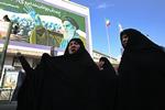 Iran. Først når de demokratiske strukturer og respekten for begge køn er oprettet, kan disse kvinder begynde at tage fat på den egentlige ligestilling. VAHID SALEMI/AP