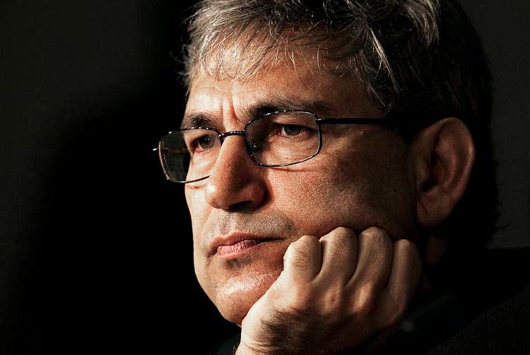 Orhan Pamuk er en af Tyrkiets mest fremtrædende forfattere. I 2006 fik han Nobelprisen i litteratur.  Foto: Lionel Cironneau/AP