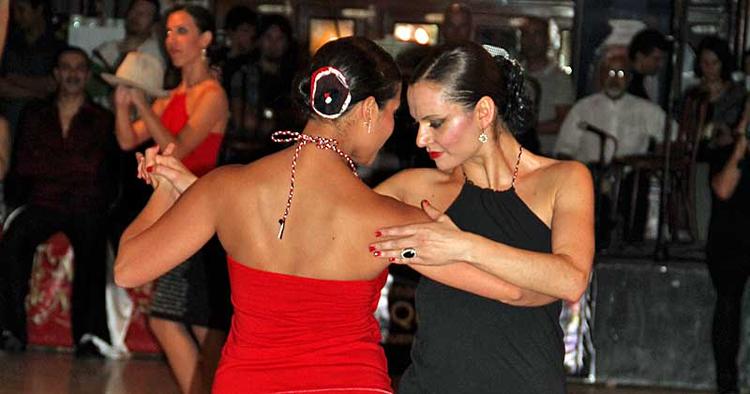 STILSKIFT. Tango-rollerne er til diskussion, når der er Queer Tango Festival i Buenos Aires. LAURA ELISABETH SCHNABEL