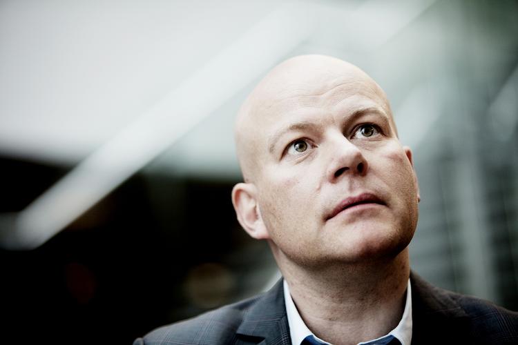 »De vindere, der er blevet kåret, har bevist mange gange, at der ikke sker en skid, når showet er forbi.  Jeg har aldrig været begejstret for dem - det har jeg sgu ikke. Det er røvsyge individer. Det skal være originalt«. 