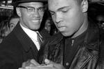 Muhammed Ali møder Malcolm X foran en biograf efter premieren på en film om Alis kamp mod Sonny Liston, 1 marts 1964. 