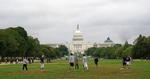 Aksen. The Mall, som forbinder Lincoln-mindesmærket med Capitol Hill, er Washington-indbyggernes frirum, men har også mange tilbud til turister. Poul Husted